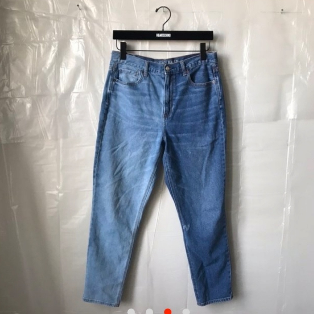 Womens American eagle Jean's - two toned